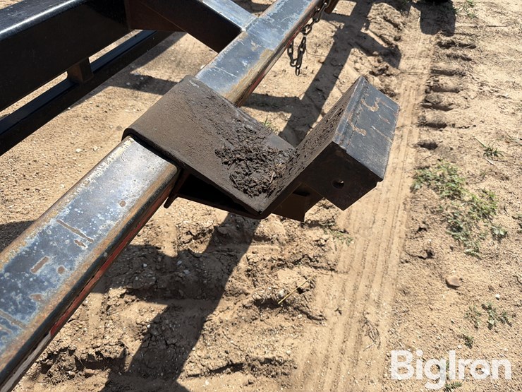 36'-t/a-header-trailer-image-14