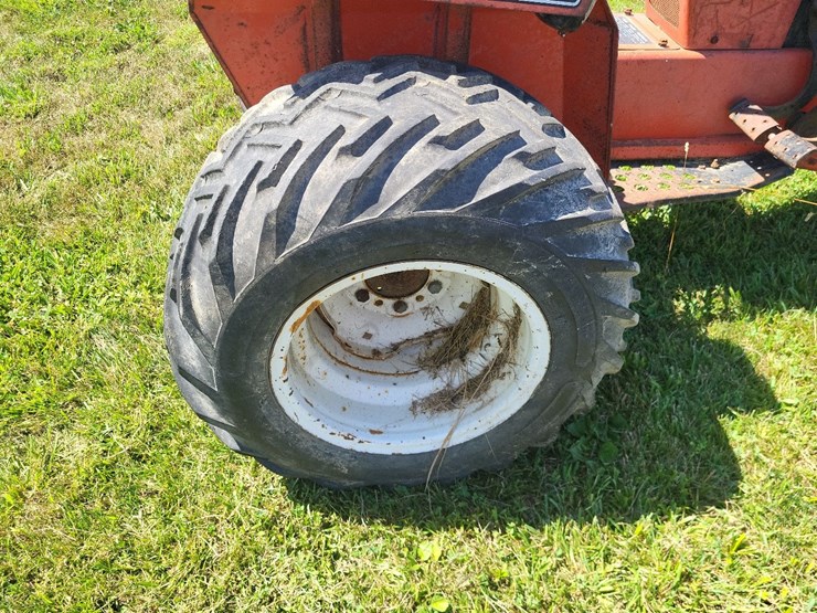 simplicity-garden-tractor-w/engine-and-hydrostat-transmission---parts-image-17