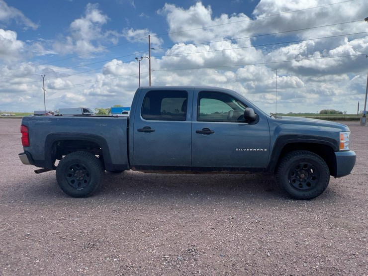 2009-chevrolet-silverado-1500-image-5