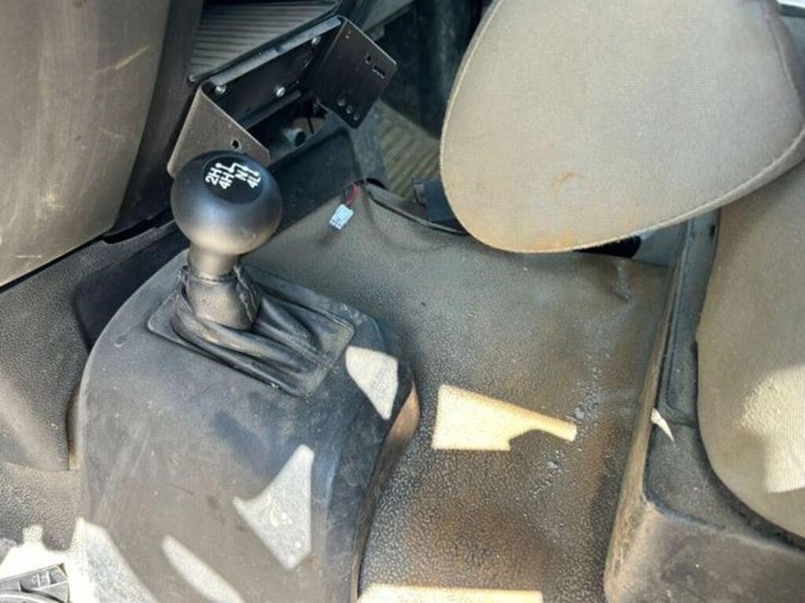 2016-ford-f550-xl-image-25