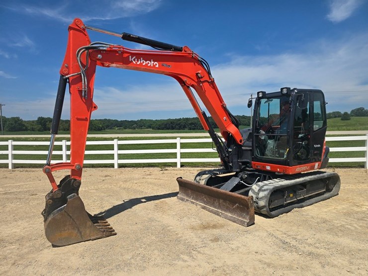 2022-kubota-kx080-4-image-1