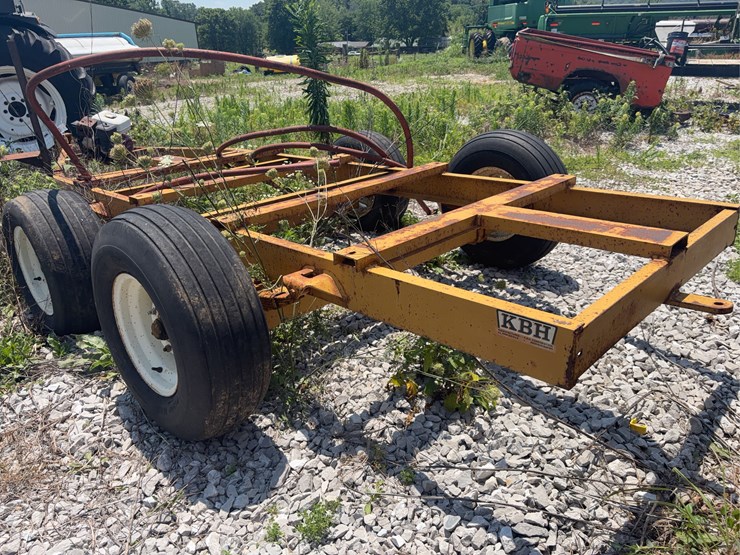 tank-trailer-with-parts-image-5