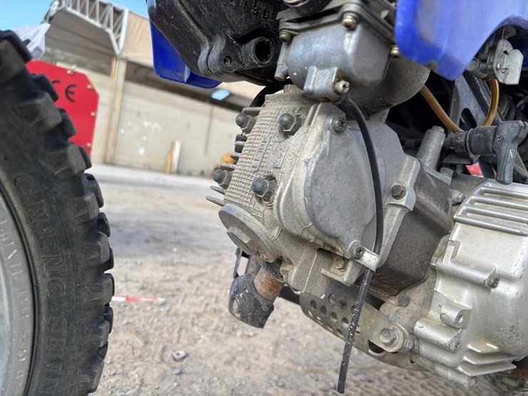2002-yamaha-dirt-bike-image-18