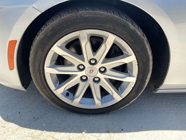 2014-cadillac-cts-4-door-sedan-(125,273-miles)-image-19