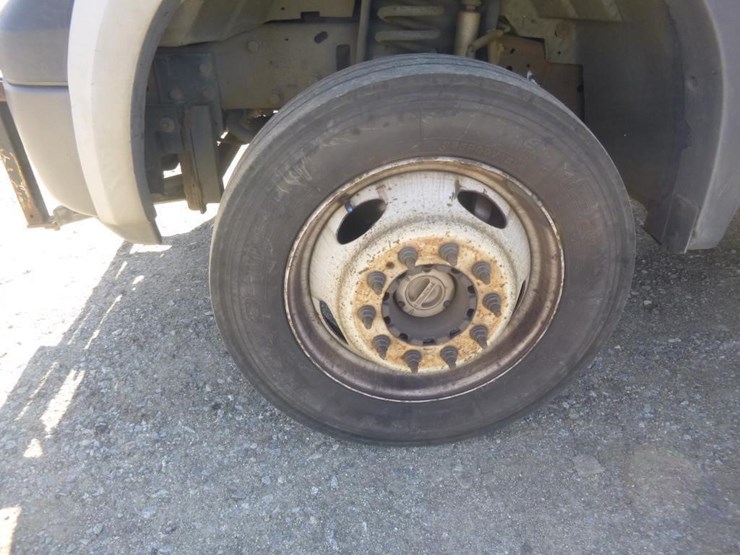 2007-ford-f450-image-25