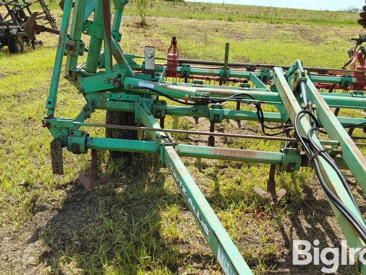 deutz-allis-27'-field-cultivator-image-13