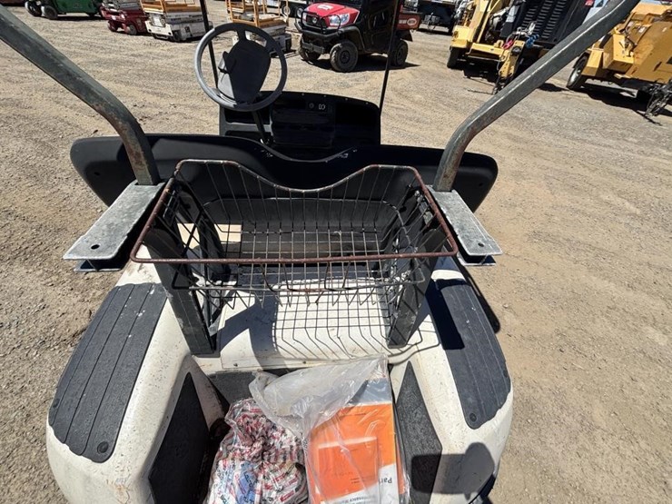 1996-ez-go-k2296-golf-cart-image-8
