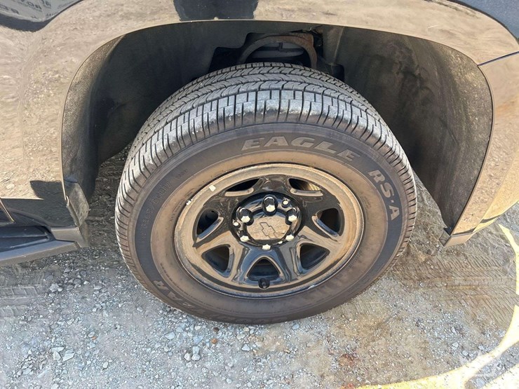 2020-chevrolet-tahoe-image-27