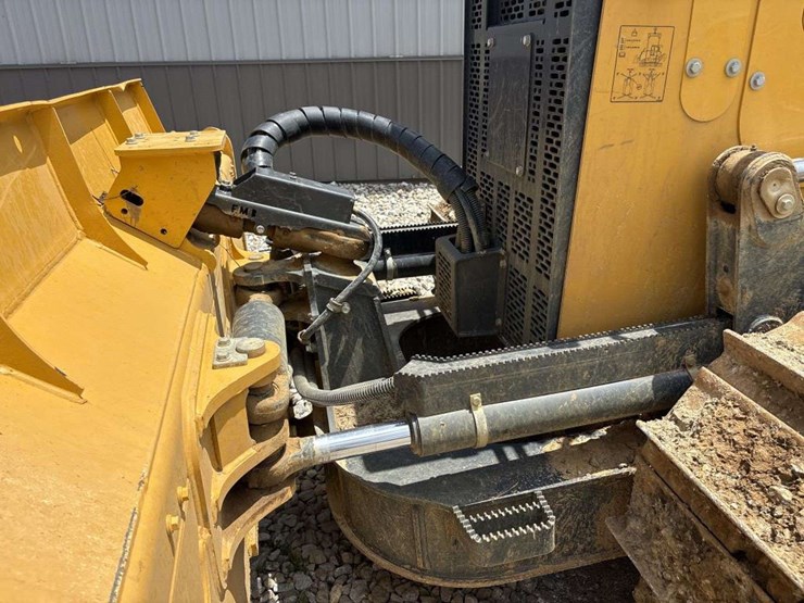 deere-700l-image-13