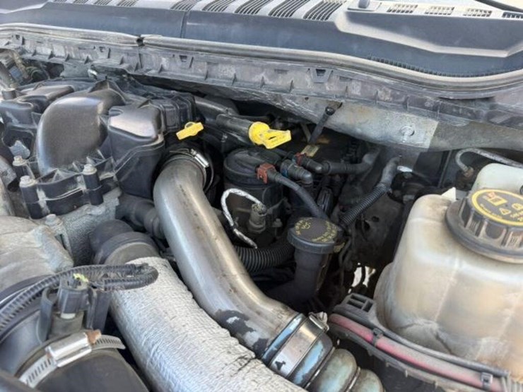 2016-ford-f550-xl-image-22