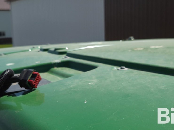 2013-john-deere-8360rt-image-15