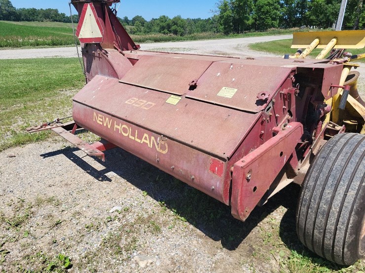 new-holland-890-image-21