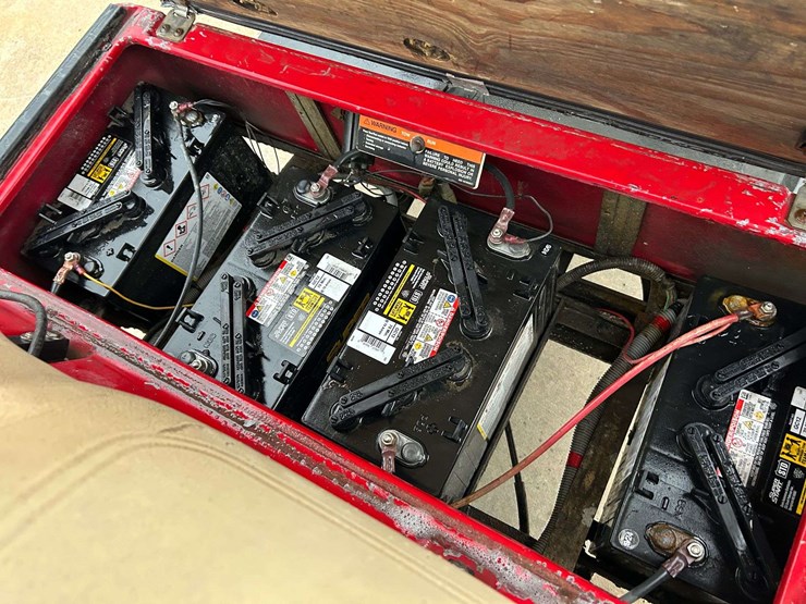2006-club-car-48-volt-golf-cart-image-18
