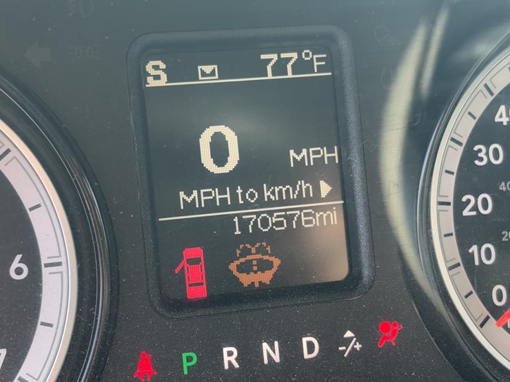 2016-dodge-2500-image-45