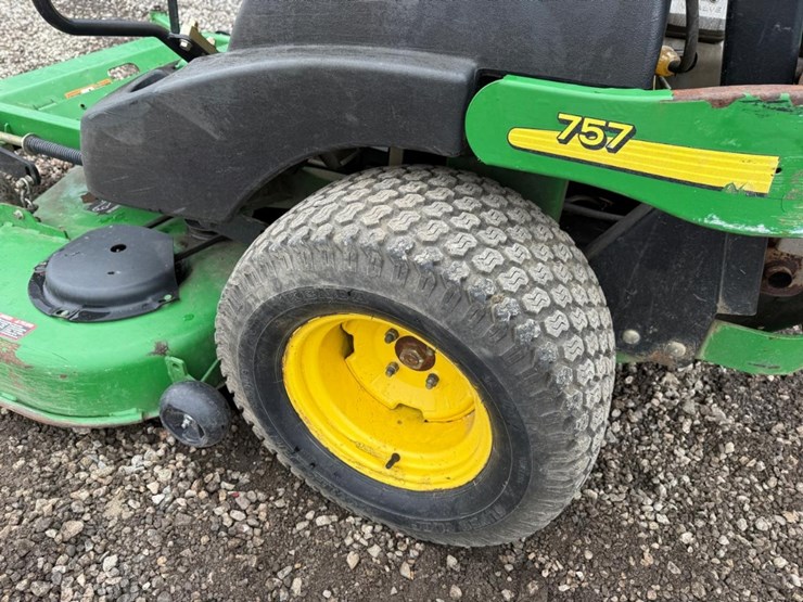 john-deere-757-image-13