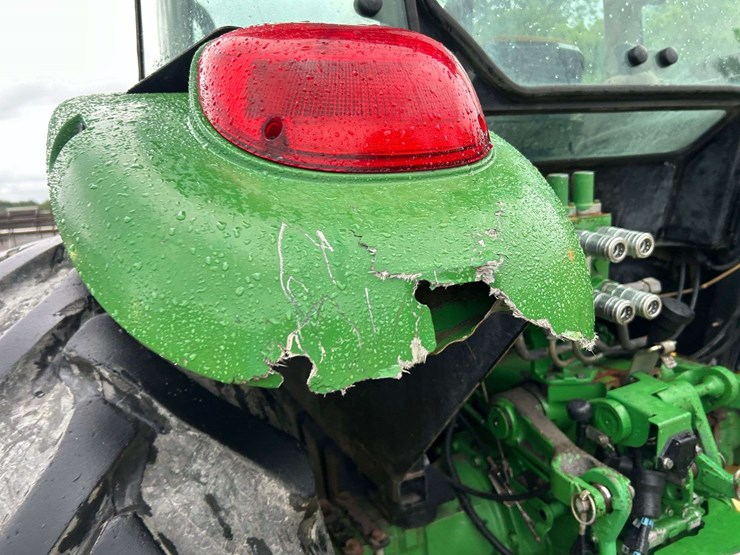 2012-john-deere-5101e-image-13