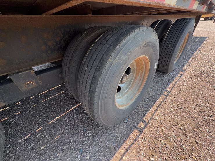 2016-dct-830gs38-gooseneck-trailer-image-23