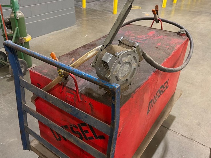 100-gallon-diesel-tank-with-pump-and-rolling-cart-image-4