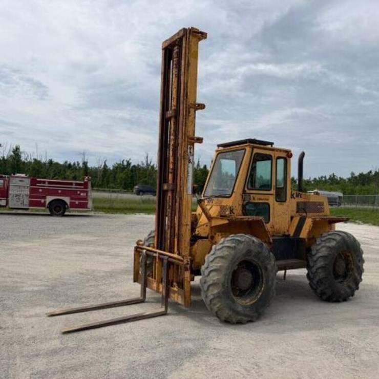 Lift King 4x4 Rough Terrain Forklift