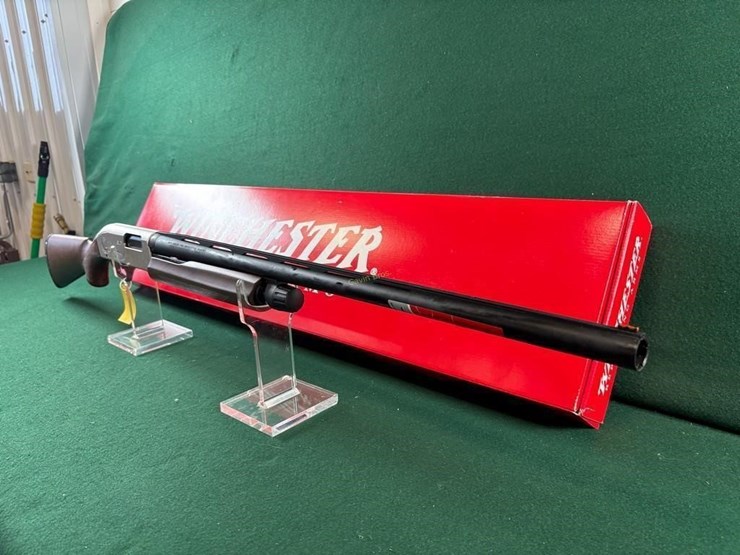 nib-winchester-sxp-12ga-shotgun-image-5