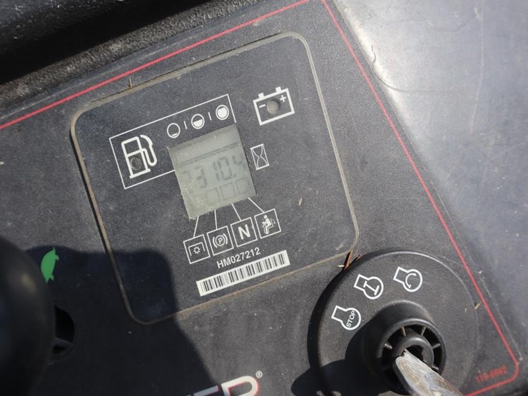 toro-z-master-commercial-zero-turn-mower-image-14