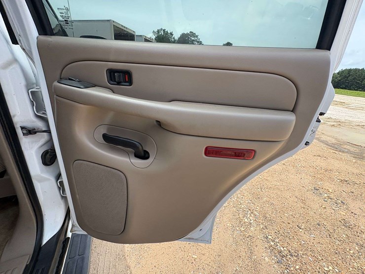 2006-gmc-yukon-image-16