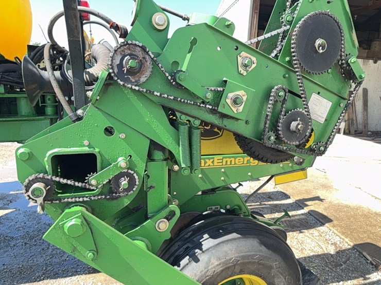 john-deere-1770-image-37