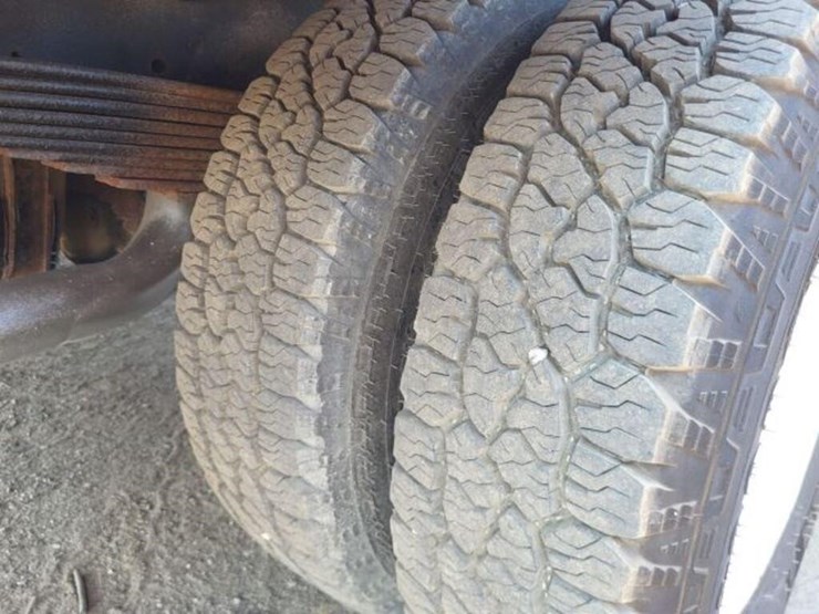 2009-ford-e450-image-75