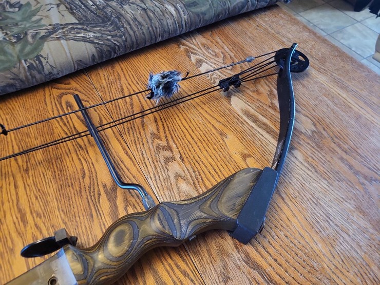 browning-bow-and-arrow-w/case-image-4