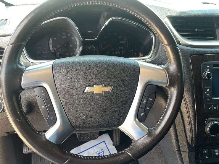 2016-chevrolet-traverse-image-12