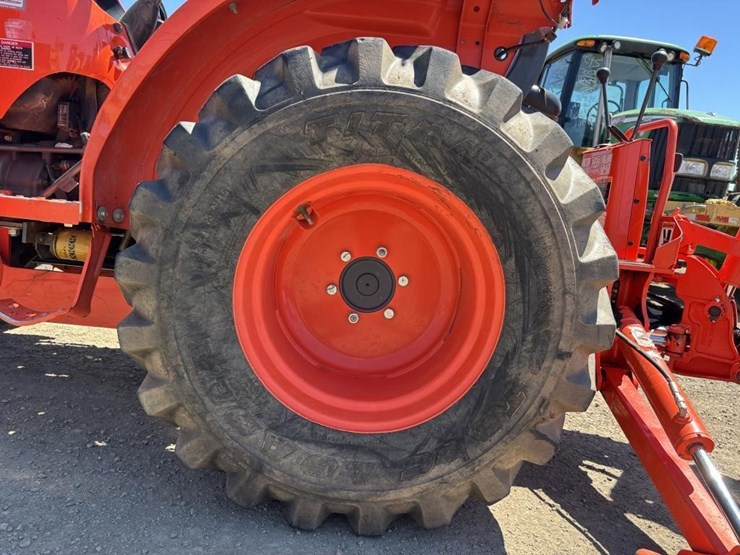 2013-kubota-l3800d-image-34