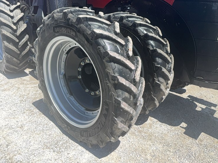 2020-case-ih-magnum-340-image-18