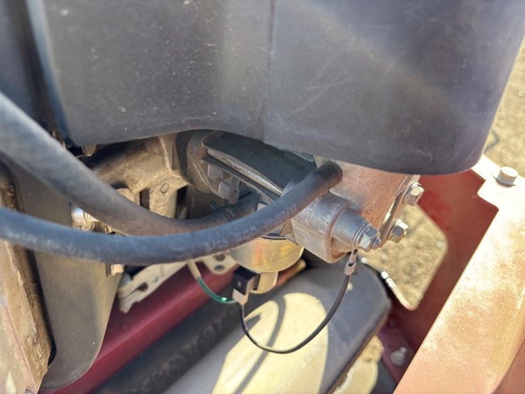 2017-ferris-400s-zero-turn-mower-image-20