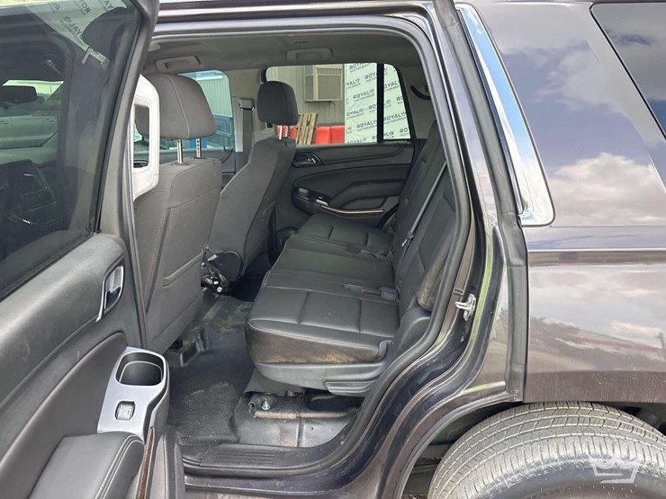 2018-chevrolet-tahoe-image-40