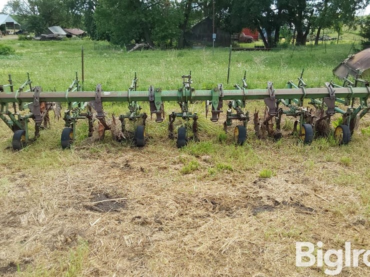 john-deere-er008-6r30"-crop-cultivator-image-2