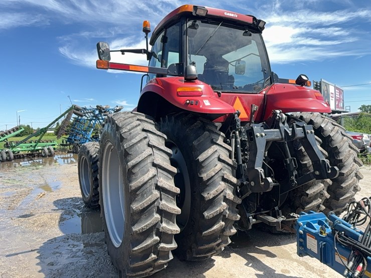 2011-case-ih-magnum-290-image-9