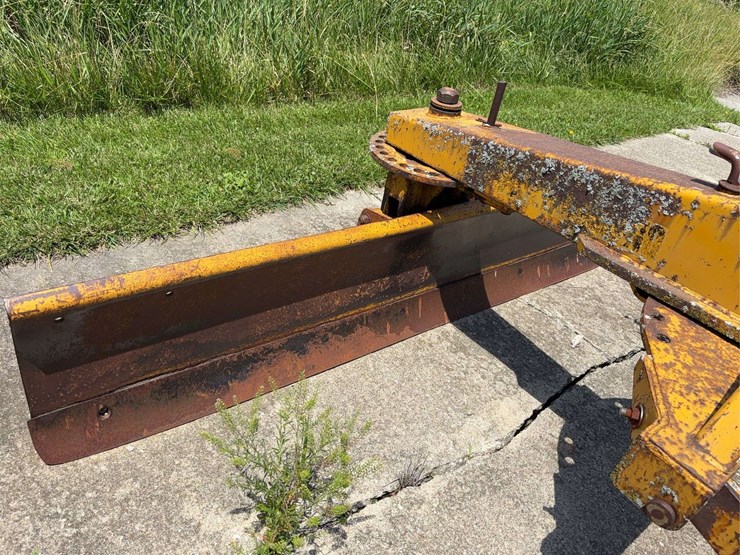 super-rino-8',-3-point-hitch-rear-blade-attachment-image-4