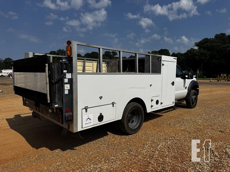 2015-ford-f550-sd-image-7