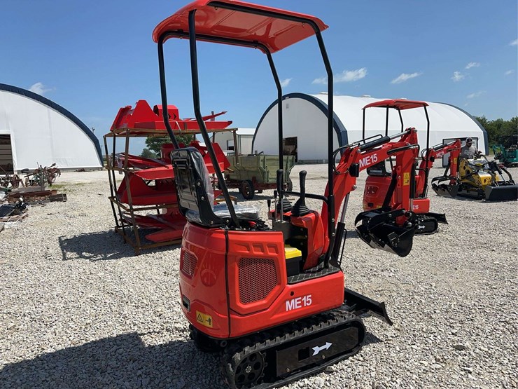 2026-miva-me15-mini-excavator-image-5