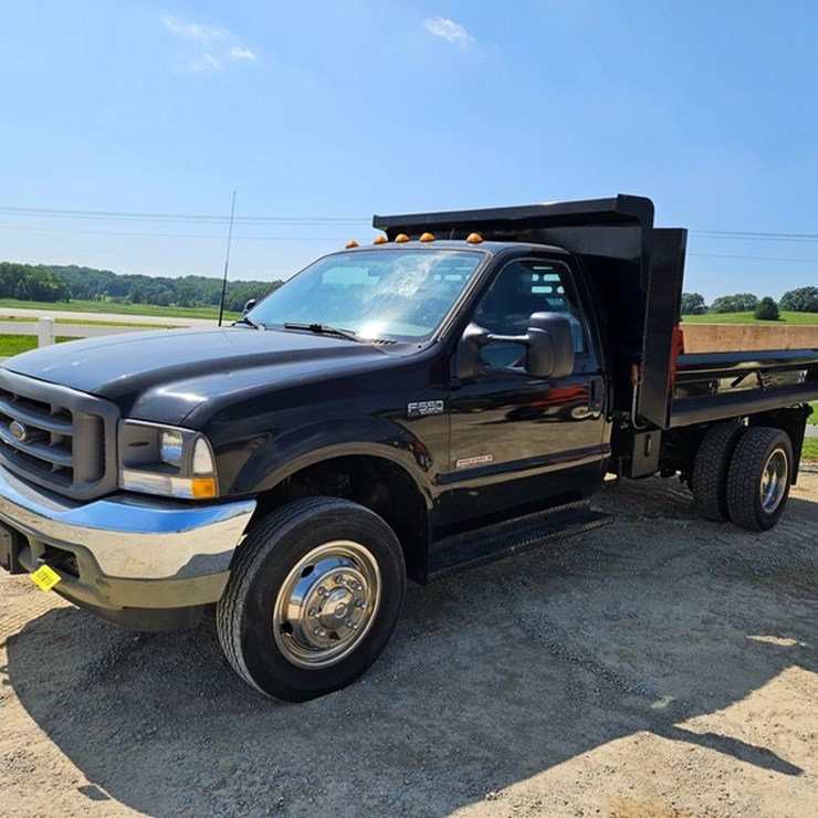 2003 FORD F550