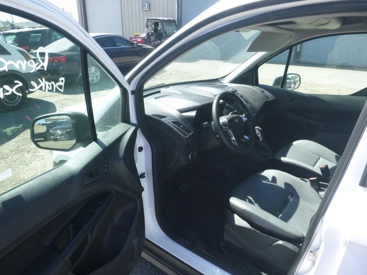2017-ford-transit-connect-image-5