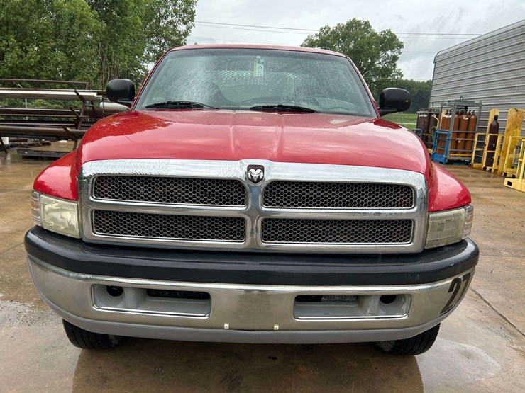 2001-dodge-2500-image-7