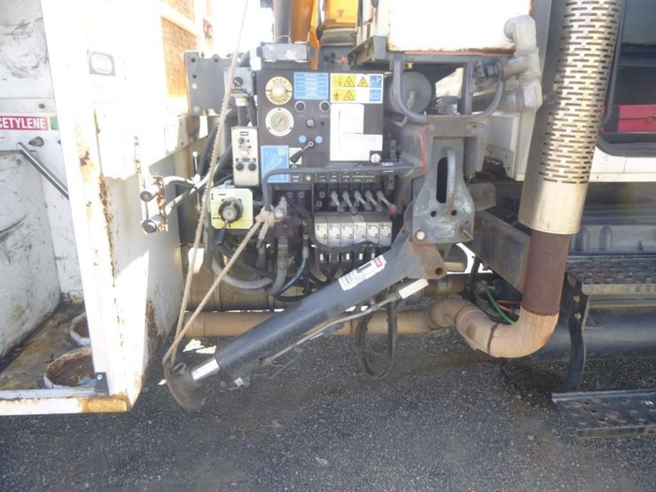 2007-international-durastar-4400-image-23