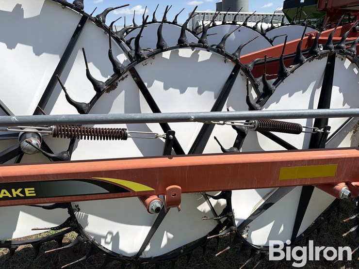 2020-h&s-hd8117-17-wheel-hay-rake-image-12