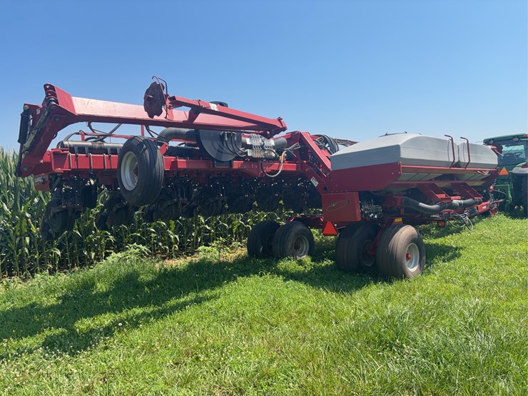 case-ih-1240-image-3