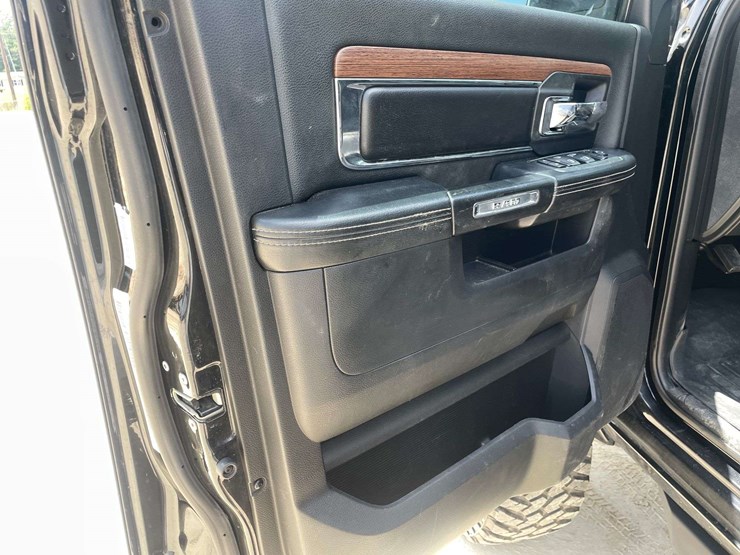 2014-dodge-ram-2500-image-9