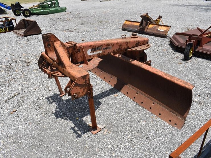 7'-caldwell-blade-3pt-image-3