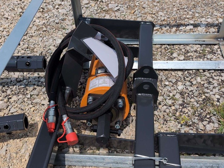 (1)-wolverine-skid-steer-auger-drive-&-bit-12"/18"-adb-13-1218r-image-3