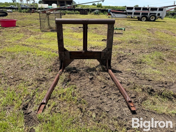 shop-built-3-pt-bale-fork-image-2