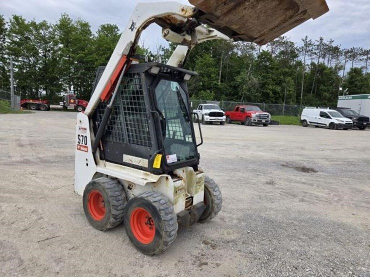 2012-bobcat-s70-image-30